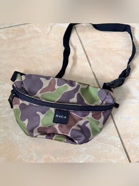 RVCA Camo Belt Bag